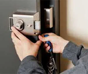 Hollywood Expert Locksmith Hollywood, FL 954-283-1779 - commercial-locksmith-service