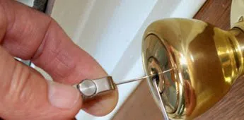 Hollywood Expert Locksmith Hollywood, FL 954-283-1779 - rekeying-locks
